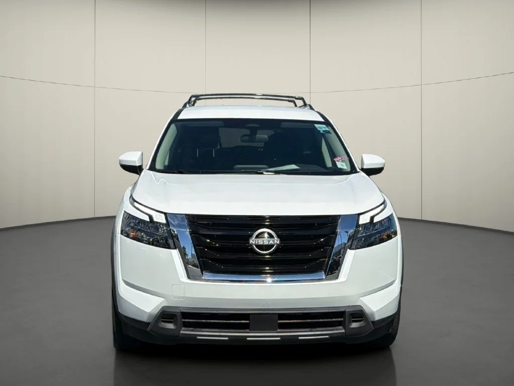 Used 2025 White Nissan SV image 2