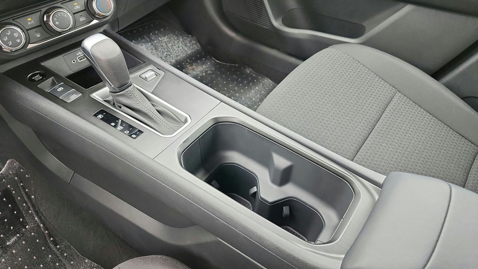 2026 Nissan KICKS S - Photo 11