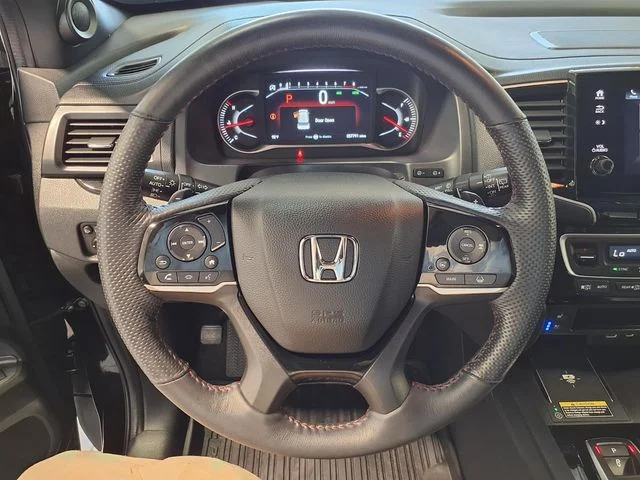 2025 Honda Passport Black Edition - Photo 8