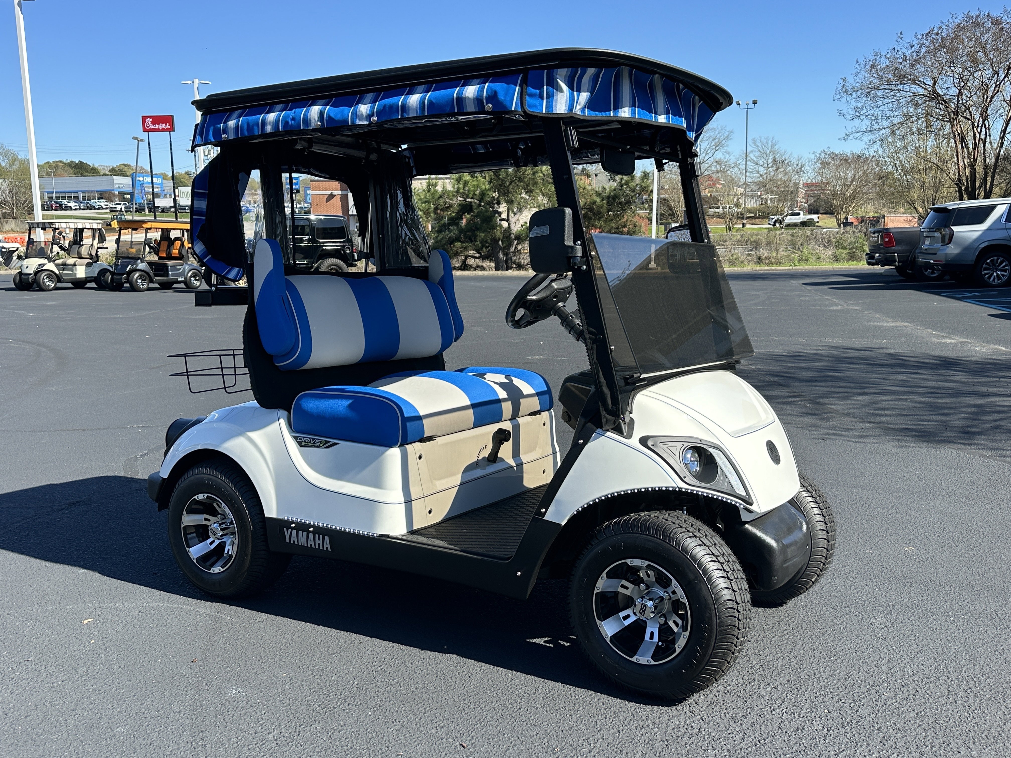 Used 2022 PEPSI WHITE YAMAHA  image 2