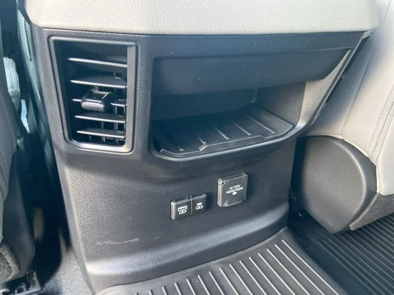 2026 Toyota Tundra Limited - Photo 18