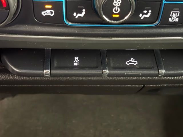 Used 2016 Black Chevrolet LT image 26
