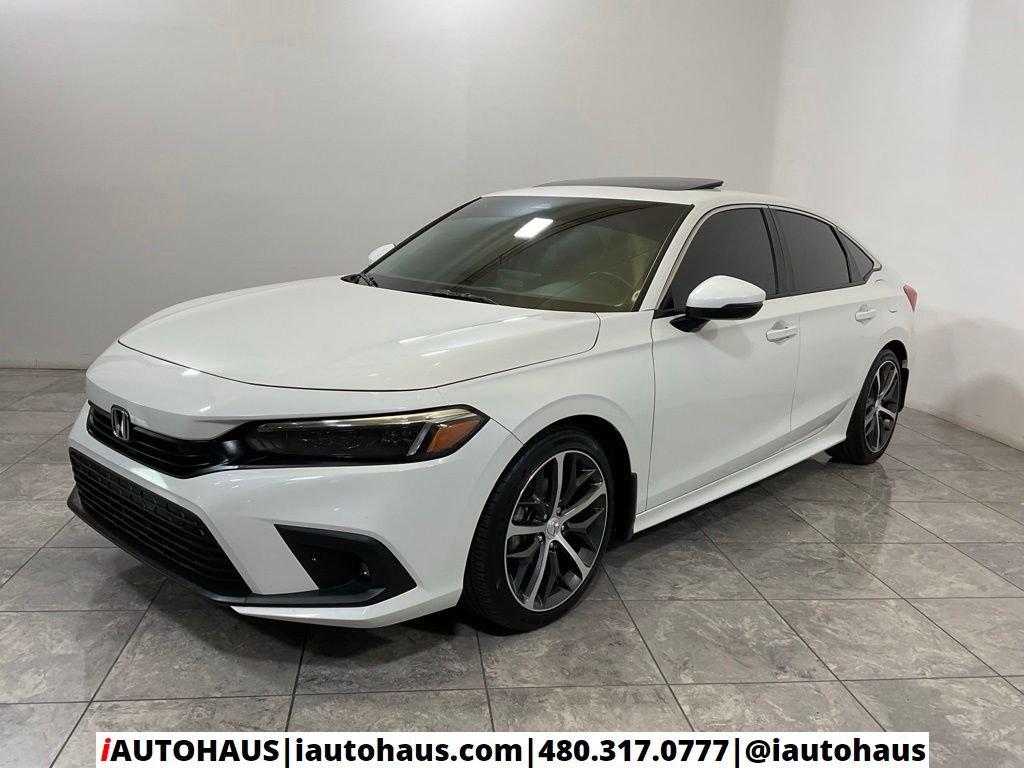 Used 2024 White Honda Touring image 2
