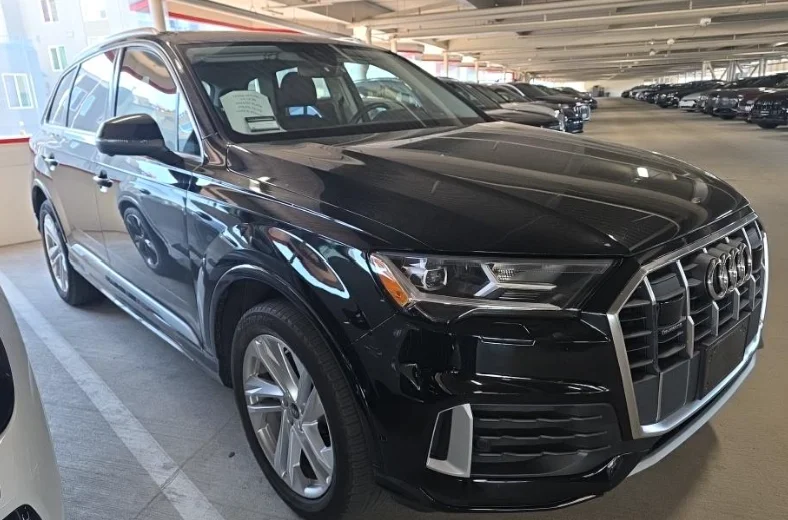 Used 2023 Black Audi 45 Premium image 10