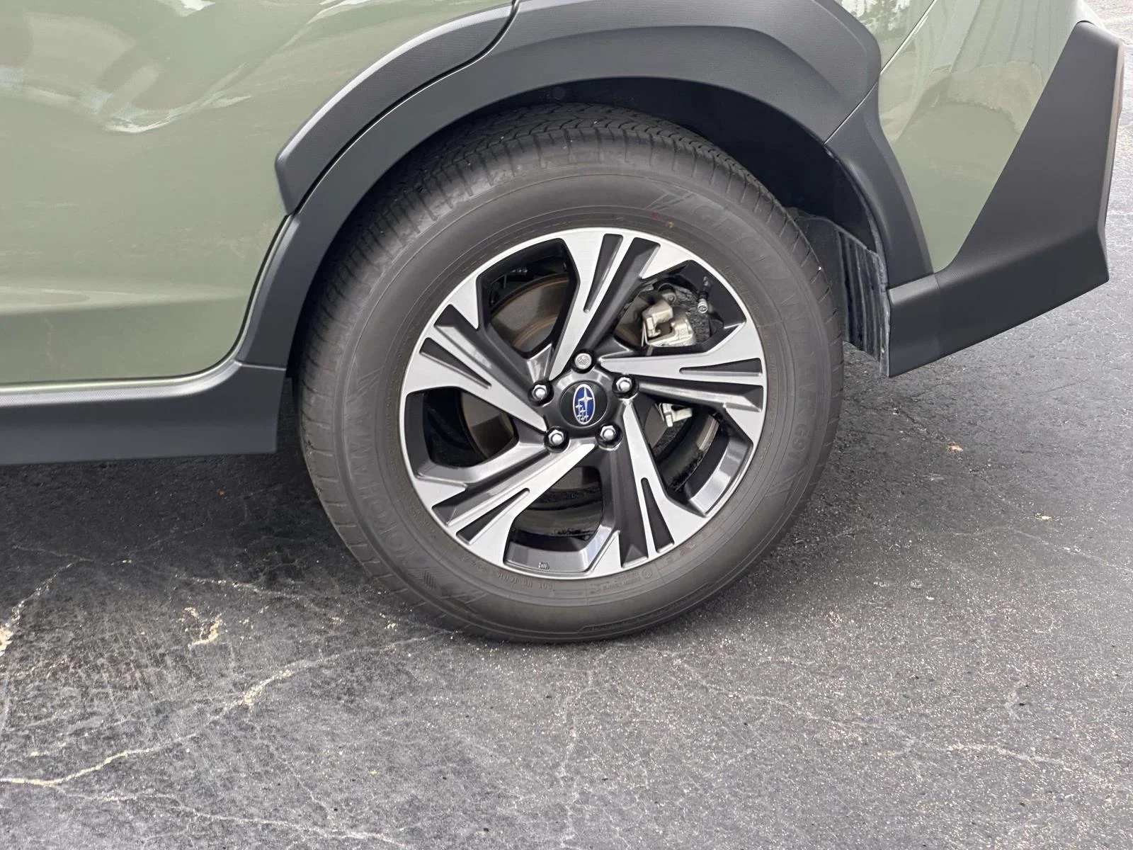 Certified Used 2026 Alpine Green Subaru Premium image 9