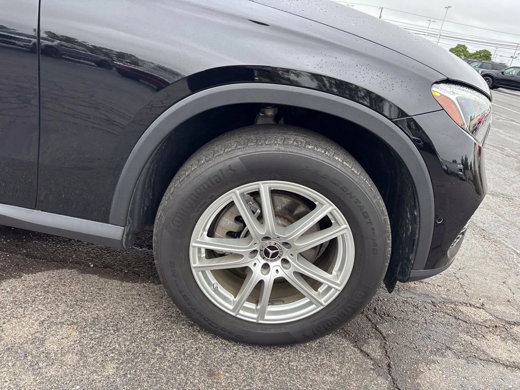 Used 2023 Black Mercedes-Benz GLC 300 image 12