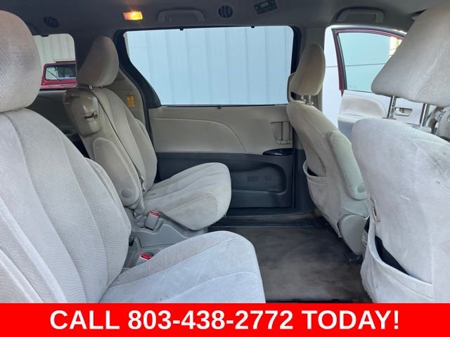 Used 2014 Red Toyota LE image 11