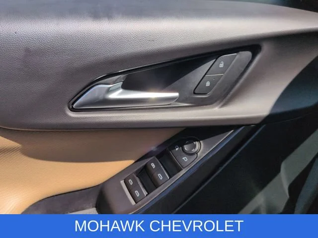 Used 2025 Cacti Green Chevrolet ACTIV image 23
