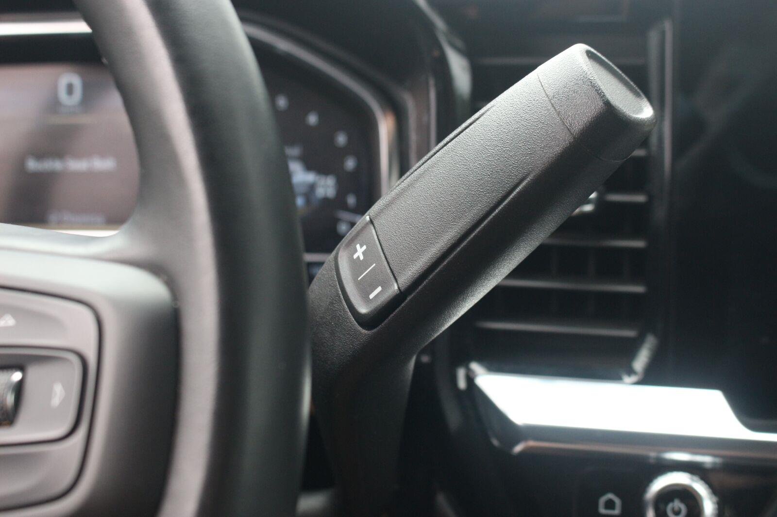 Used 2025 Sterling Metallic GMC SLT image 30