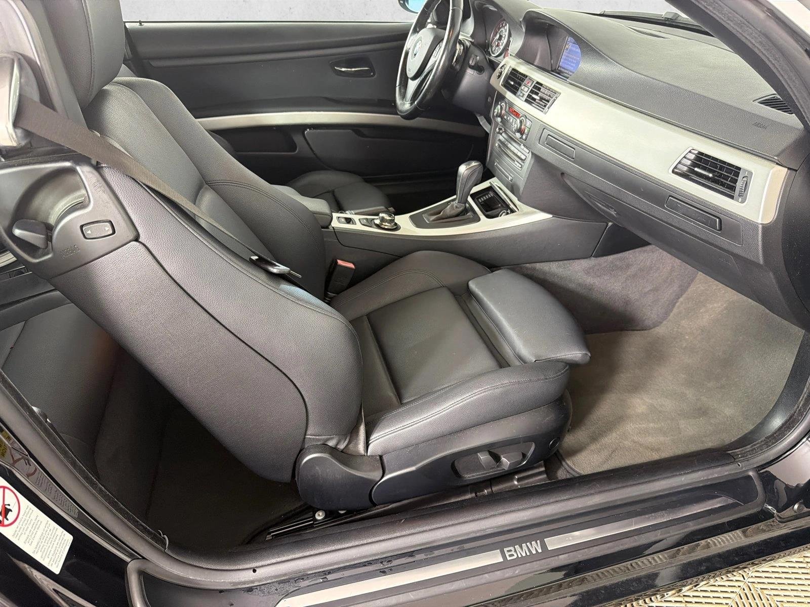 Used 2008 Black BMW 328i image 13