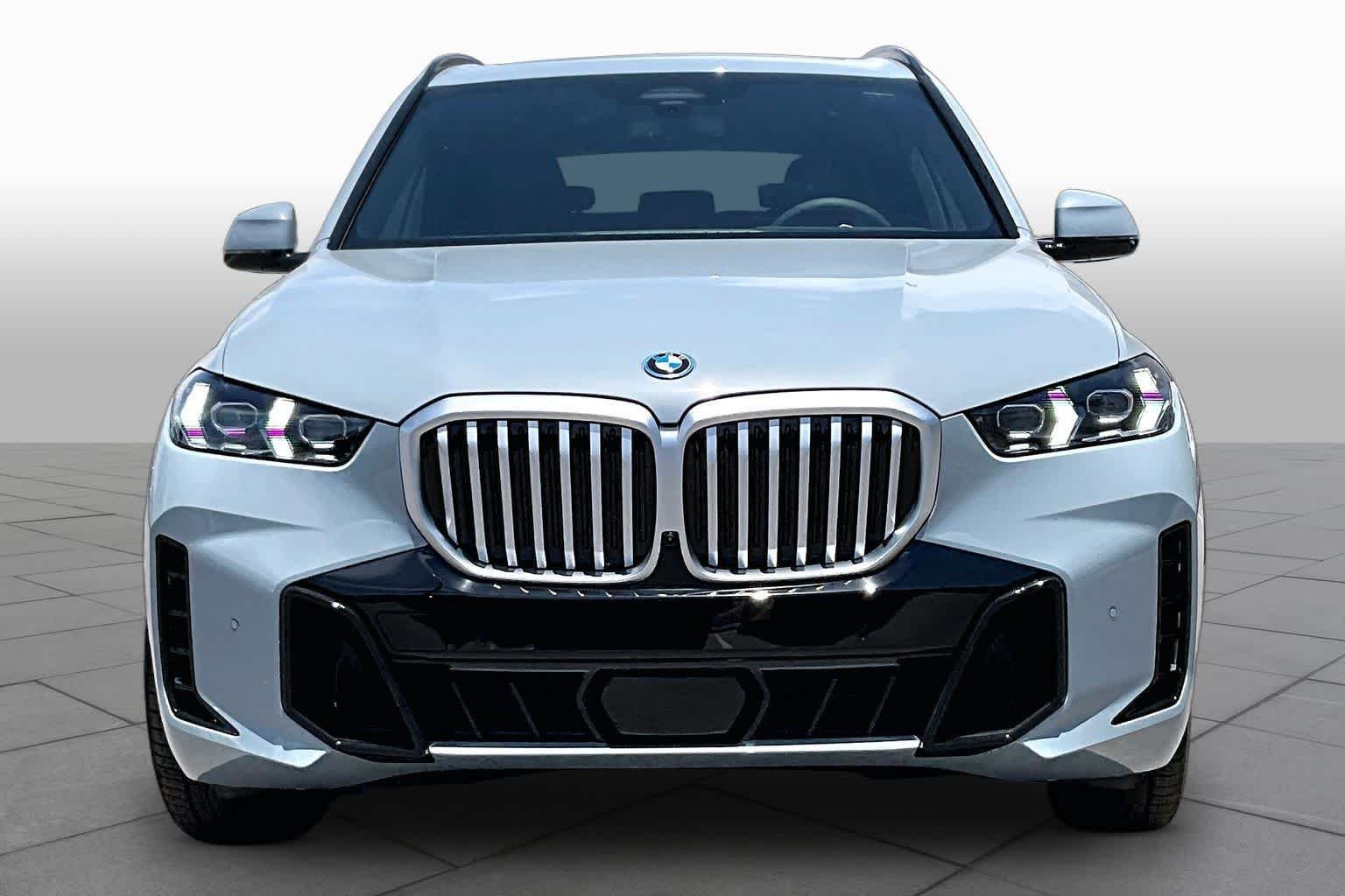 New 2026 Brooklyn Grey Metallic BMW xDrive50e image 3