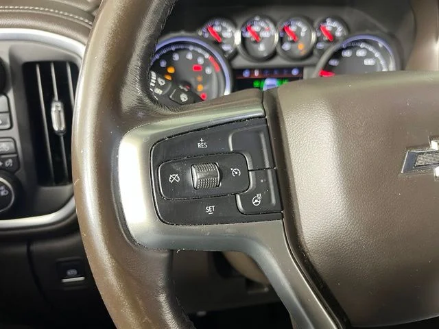 Used 2021 White Chevrolet RST image 17