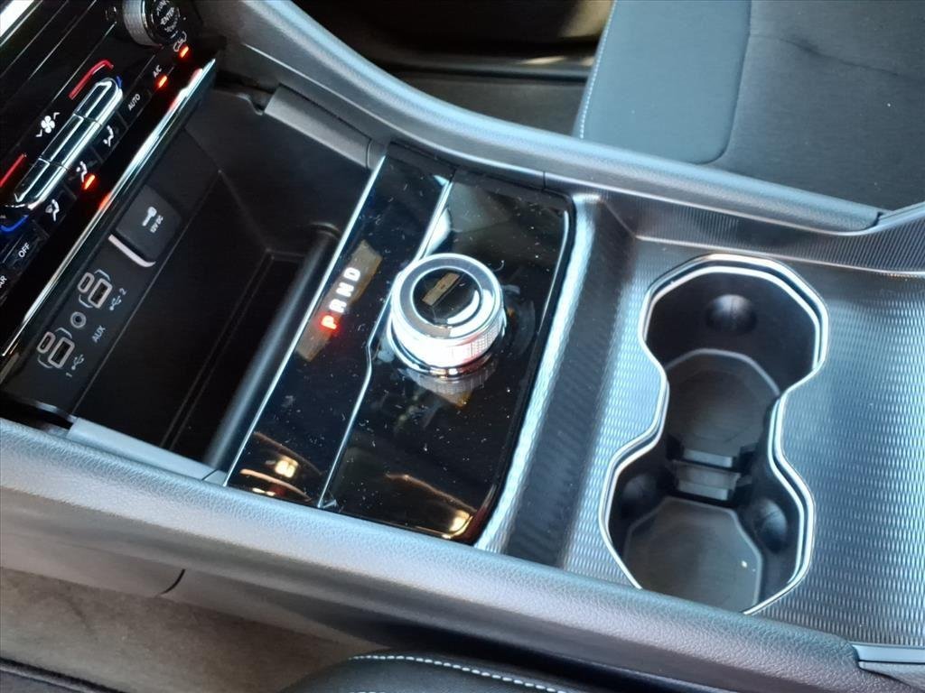 2025 Jeep Grand Cherokee Laredo - Photo 12