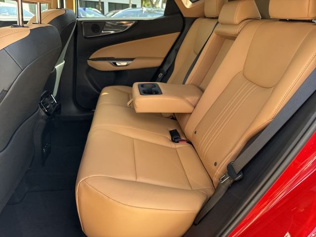 2025 Lexus NX 250 - Photo 23