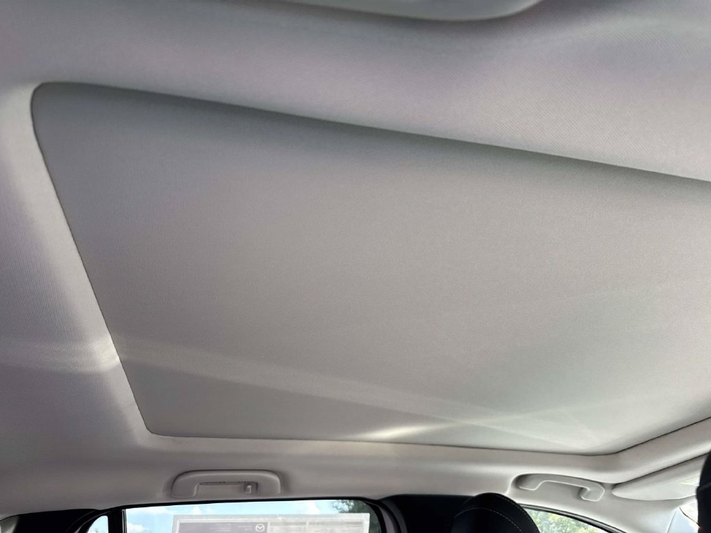 New 2026 Wind Chill Pearl Mazda 2.5 S Preferred AWD image 12