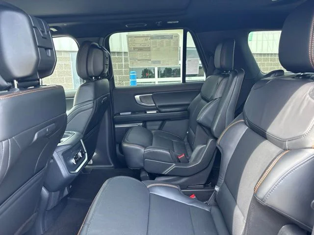 New 2026 Glacier Gray Metallic Tri-Coat Ford Tremor® image 33