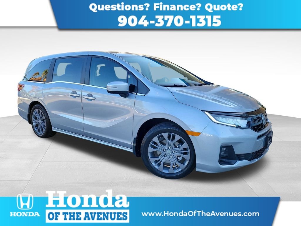 2025 Honda Odyssey Touring's photo