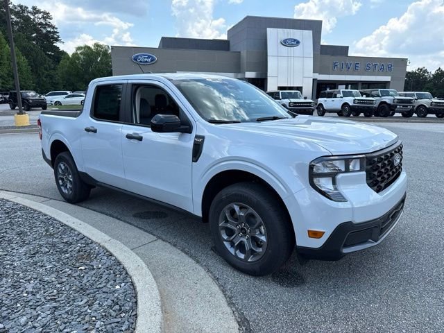 New 2026 Space White Metallic Ford XLT image 2