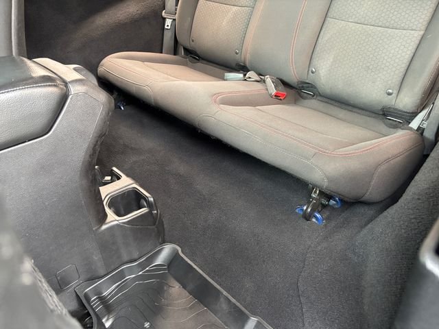 Used 2018 Ocean Blue Metallic Jeep Rubicon image 22
