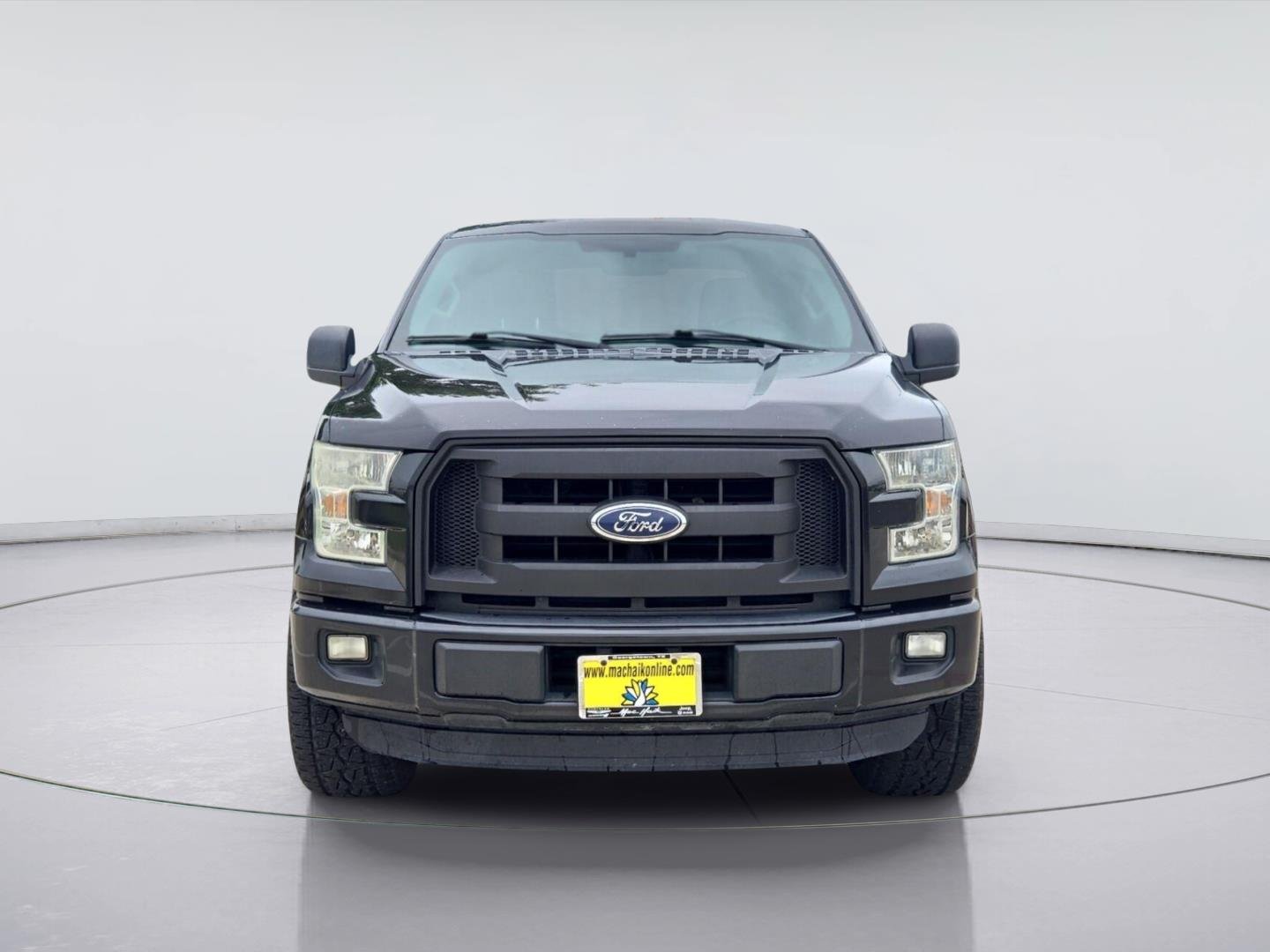 Used 2015 Tuxedo Black Metallic Ford XL image 8