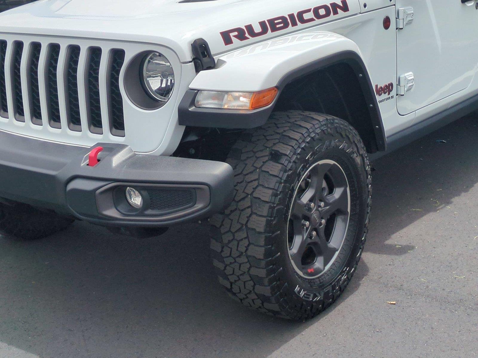 Used 2023 Bright White Clearcoat Jeep Rubicon image 9