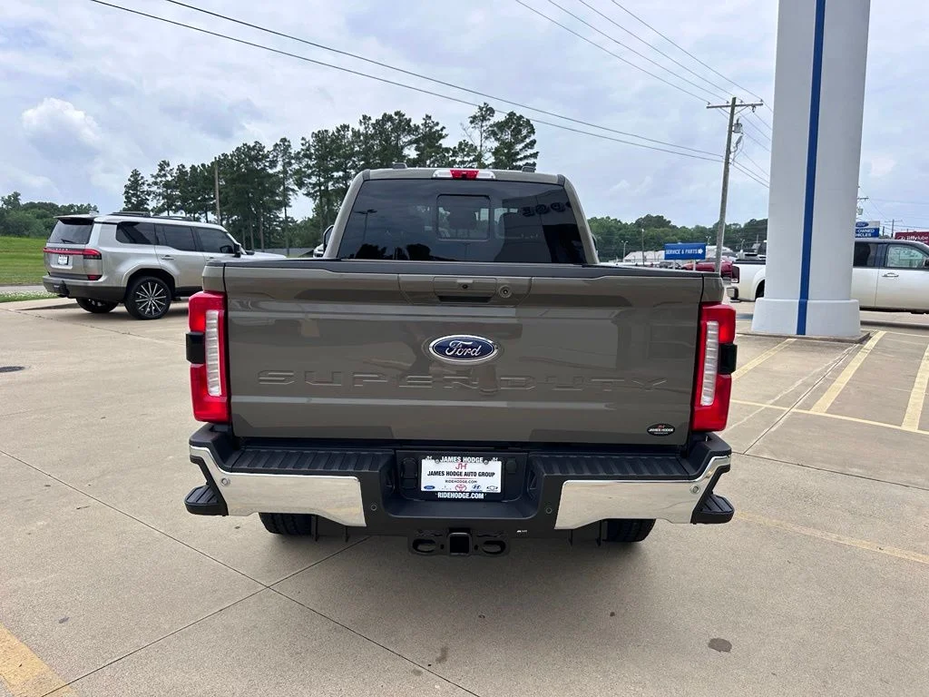 New 2026 Marsh Gray Ford Lariat image 3
