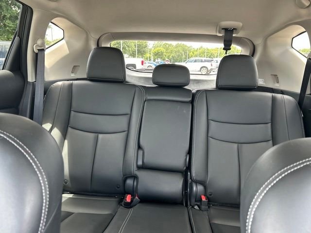 Used 2023 Black Nissan SV image 27