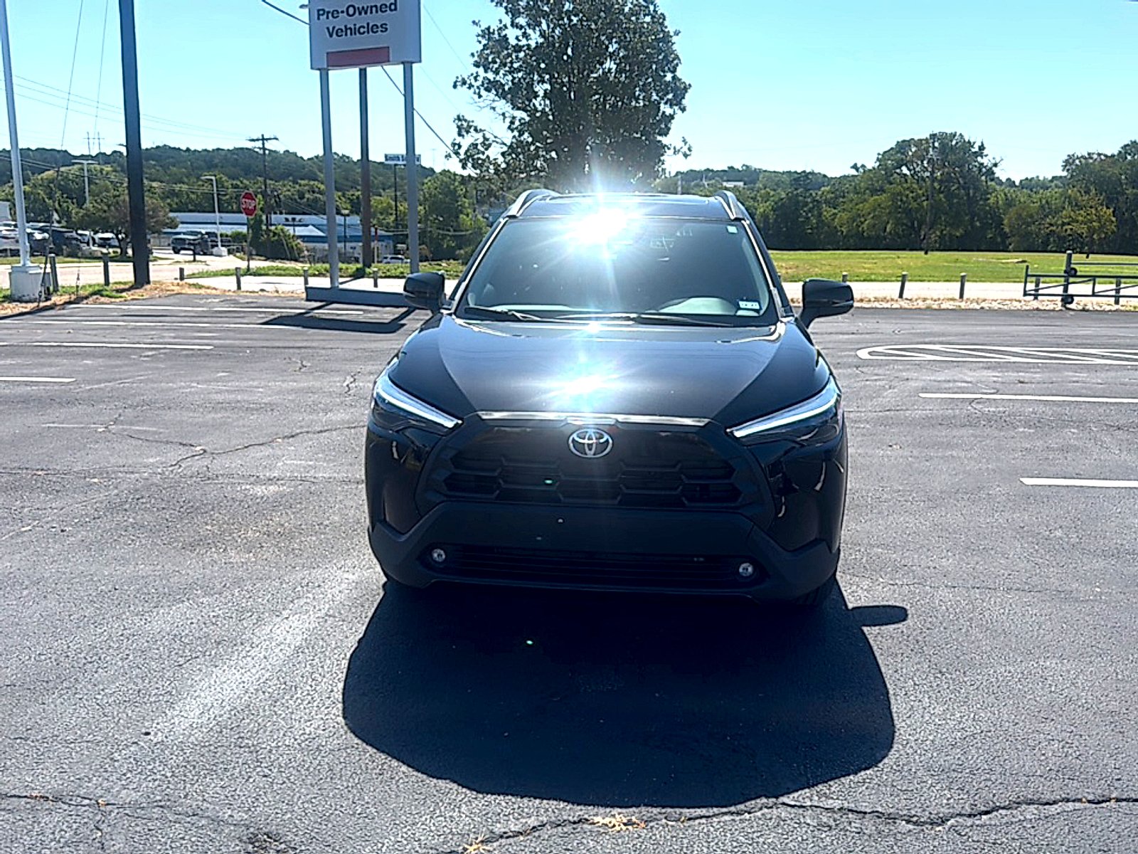 Used 2026 Jet Black Toyota XLE image 3