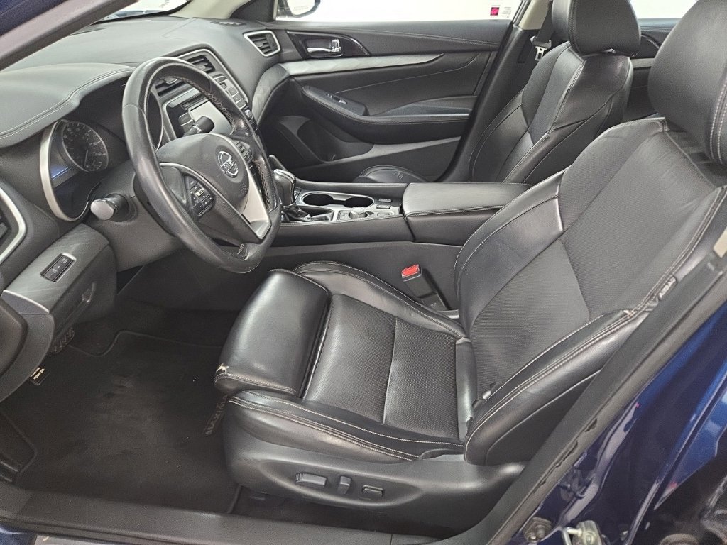 Used 2017 Deep Blue Pearl Nissan 3.5 SV image 18