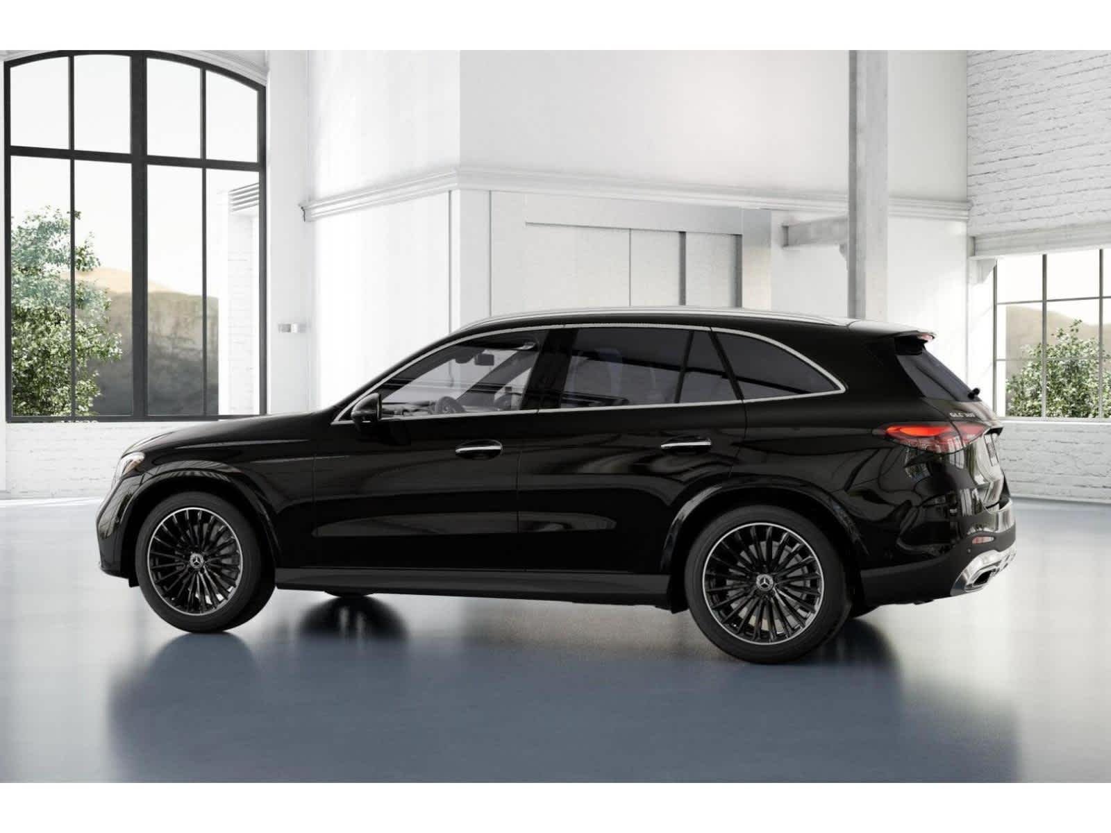 Used 2026 040/Black Mercedes-Benz GLC 300 image 31
