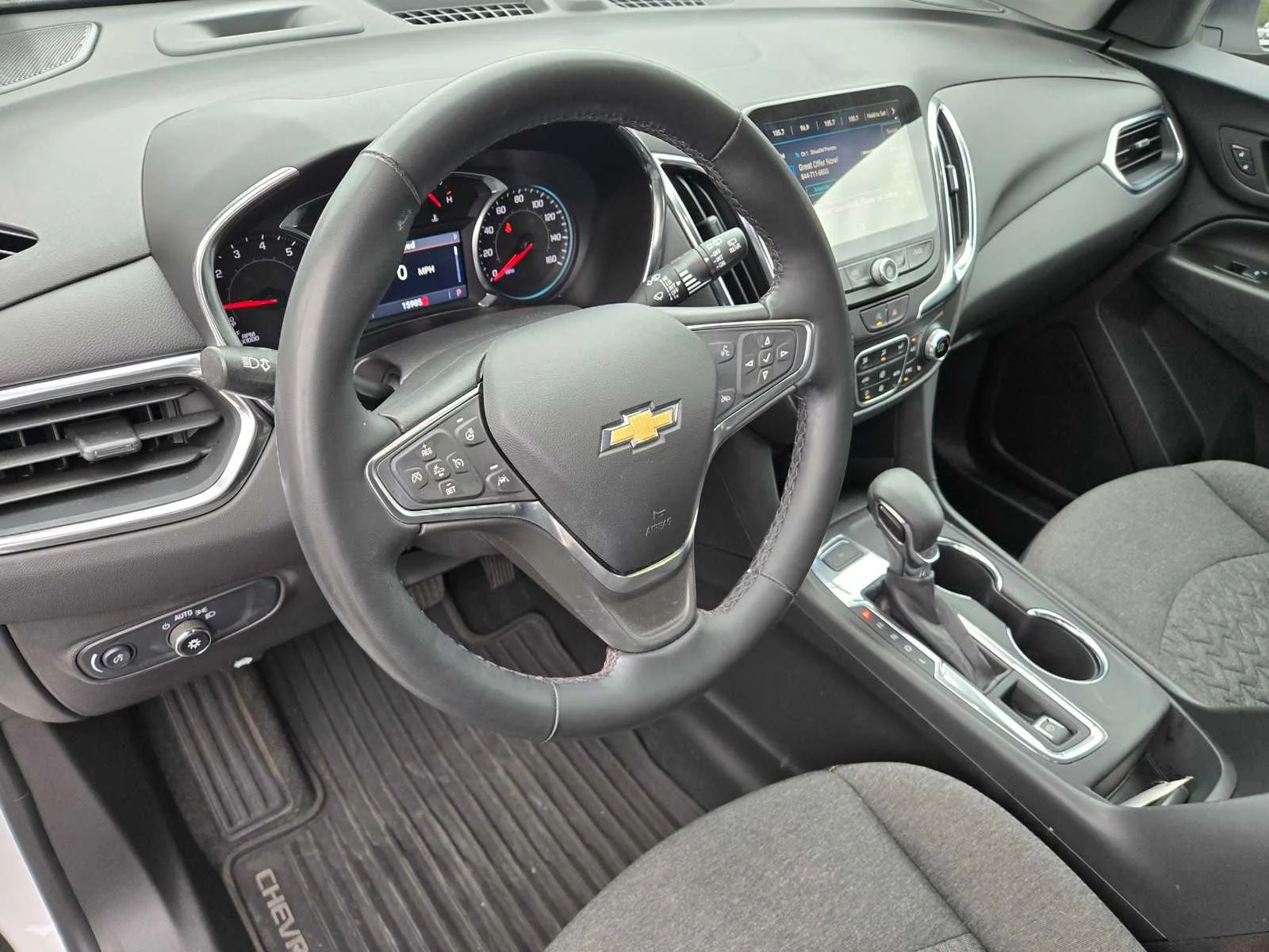 Used 2024 Summit White Chevrolet LT image 11