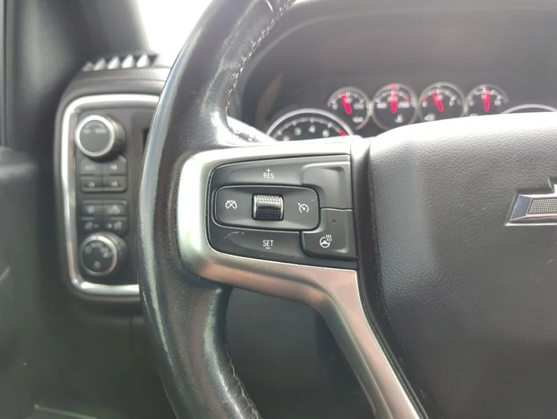Used 2020 Blue Chevrolet LT Trail Boss image 13