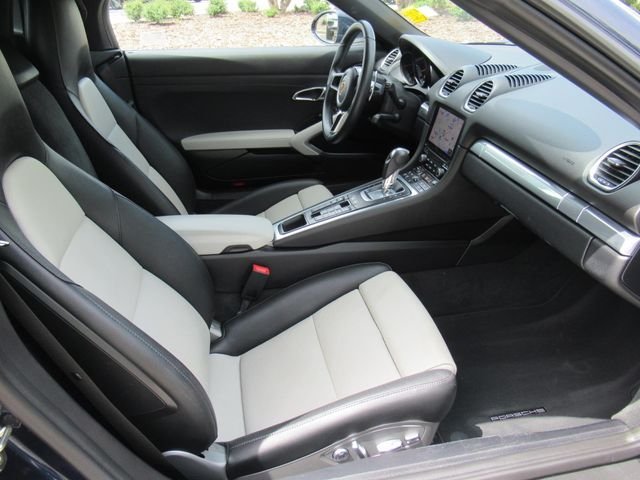 Used 2019 Blue Porsche Base image 12