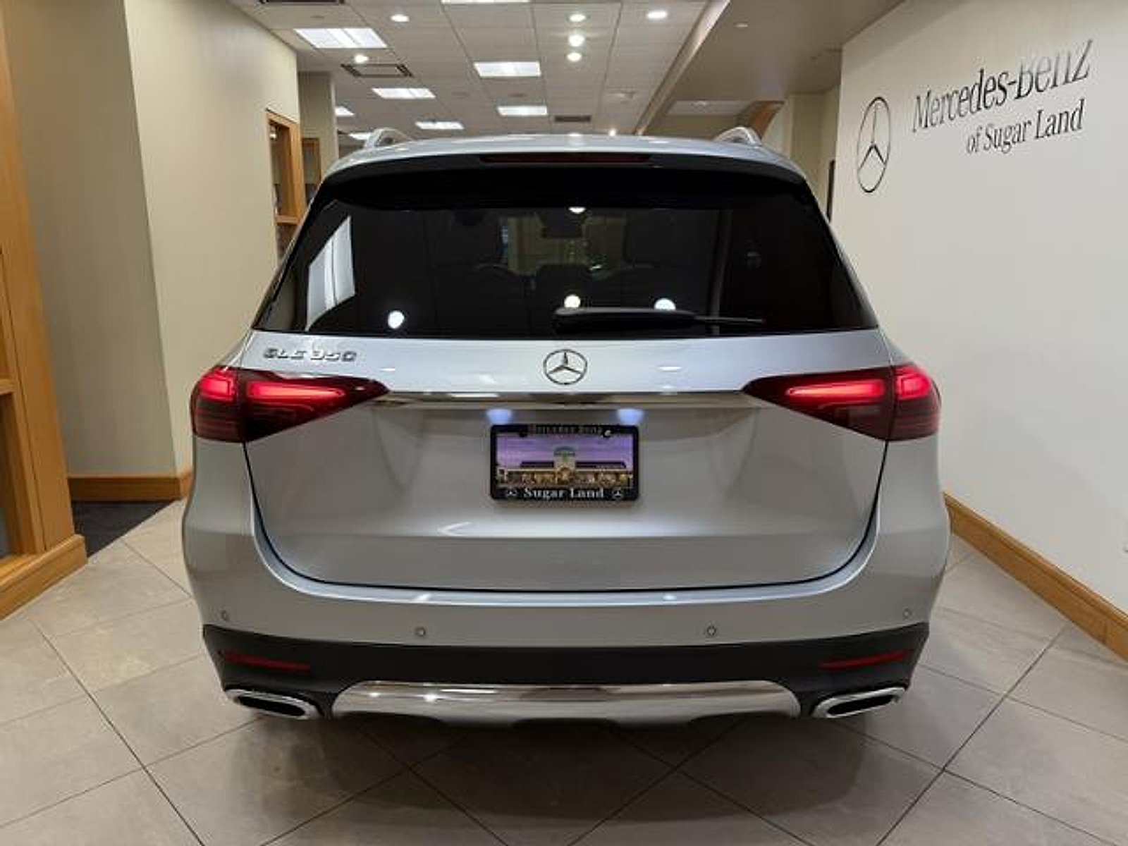 Certified Used 2026 Cirrus Silver Metallic Mercedes-Benz GLE 350 image 4