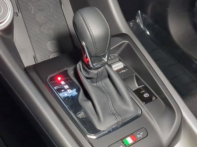 New 2025 Alfa Rosso (Red) Exterior Paint Alfa Romeo Base image 21