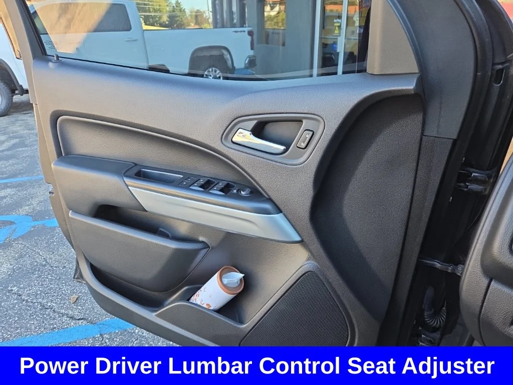 Used 2016 Black Chevrolet LT image 25