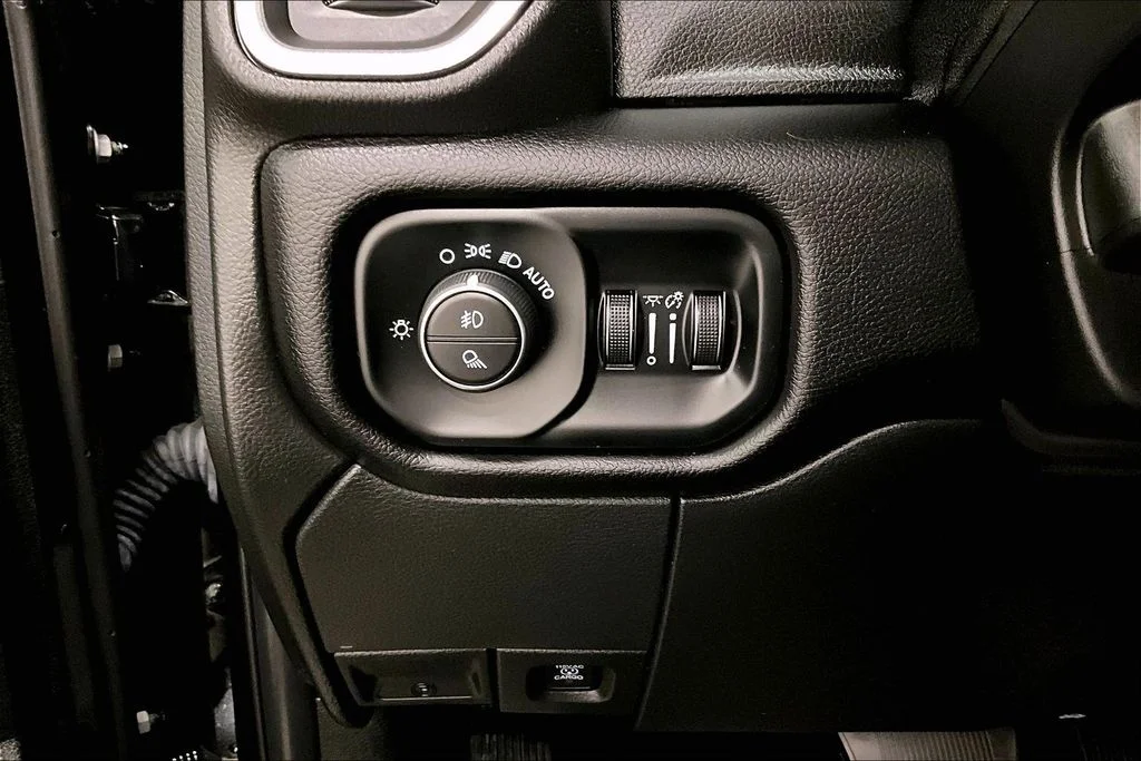 Used 2024 Black Ram Laramie image 16