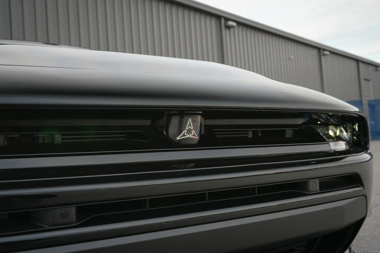 New 2026 Diamond Black Crystal Pearlcoat Dodge Scat Pack image 8