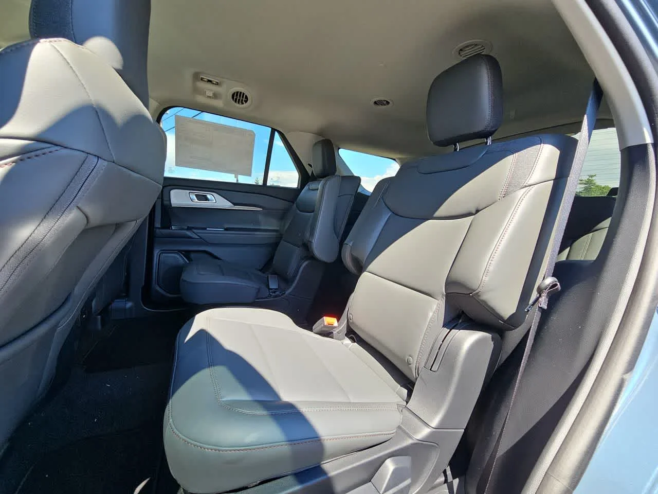 New 2026 Vapor Blue Metallic Ford Active image 14