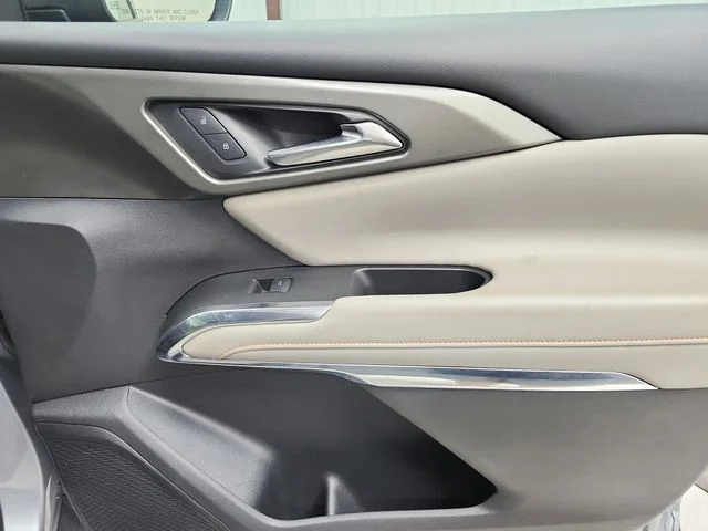 Used 2025 Gray Chevrolet LT image 44