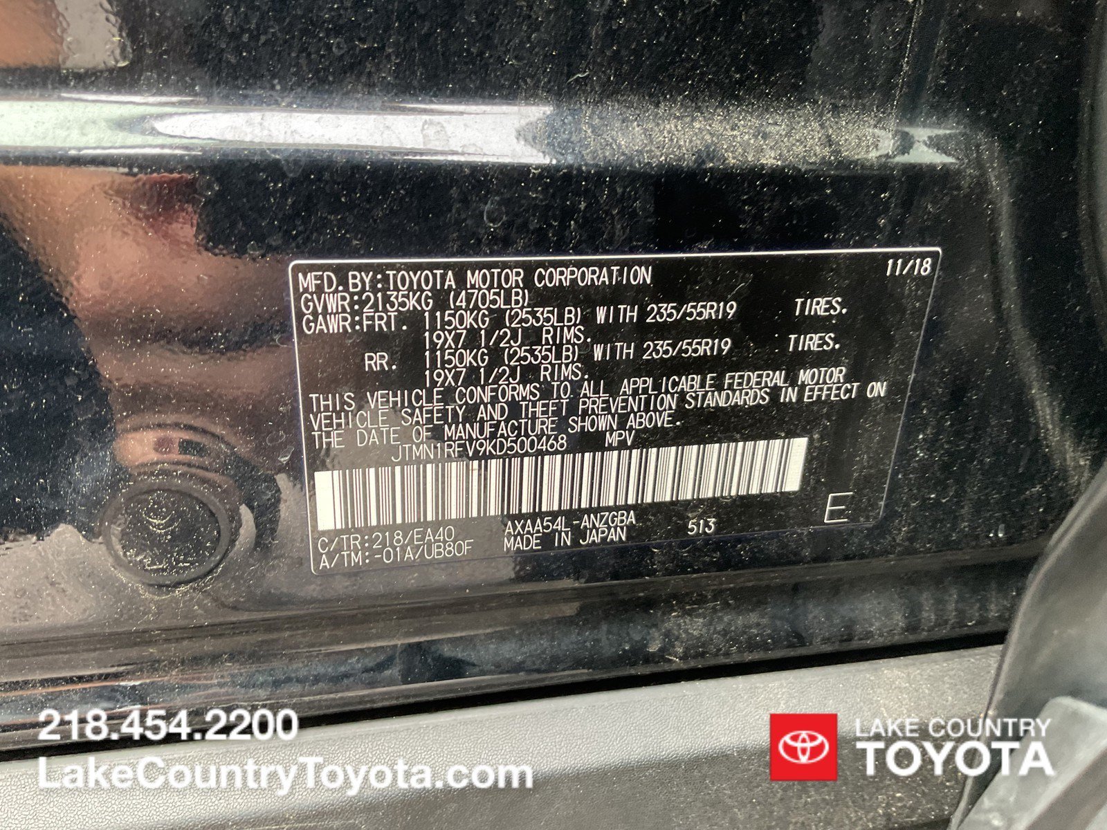 Used 2019 Midnight Black Metallic Toyota Limited image 35