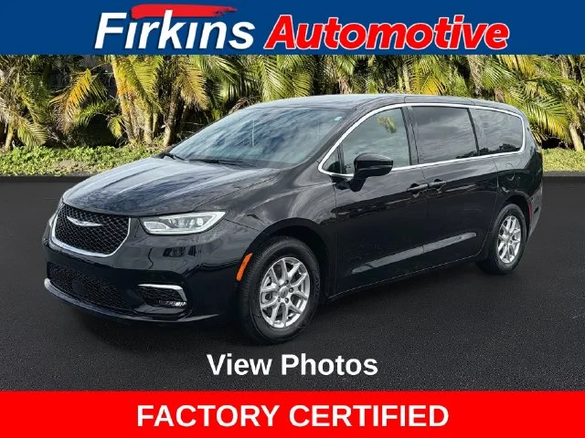 2025 Chrysler Pacifica