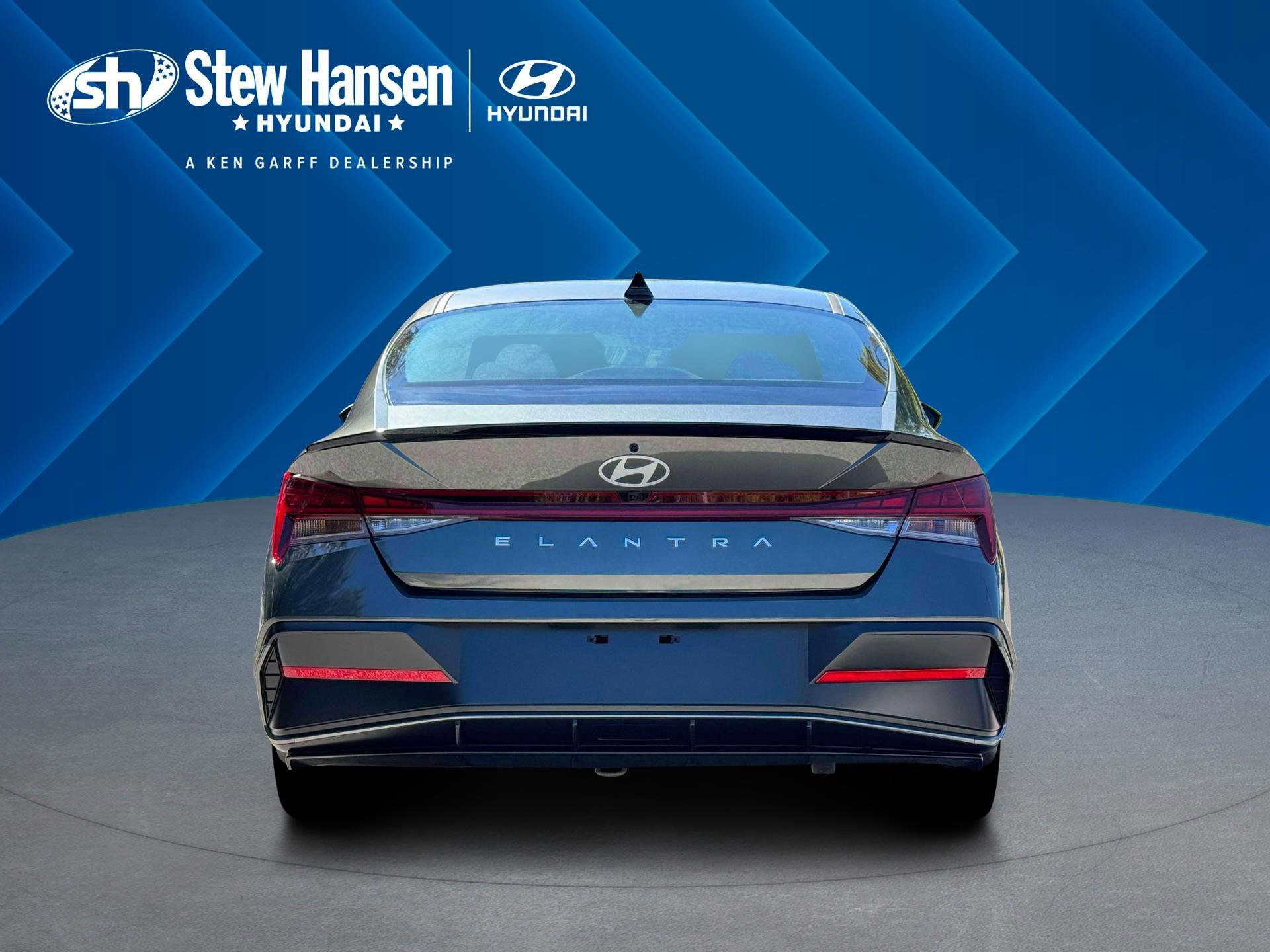 New 2026 Amazon Gray Hyundai SEL Sport Premium image 6