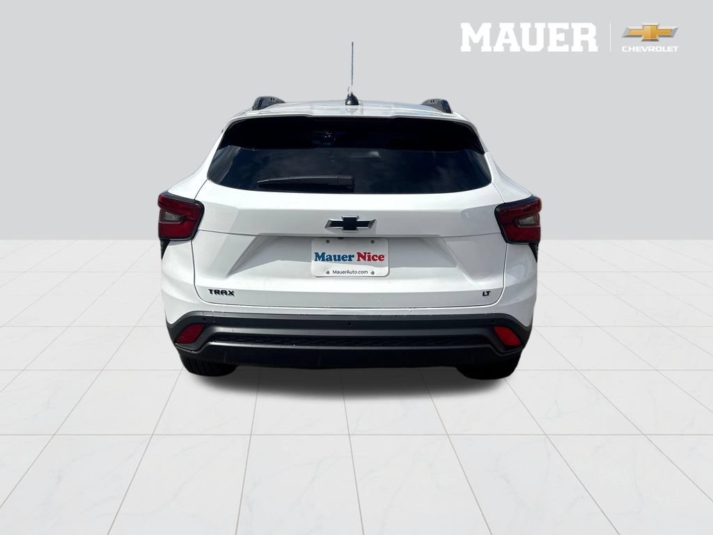 New 2026 Summit White Chevrolet LT image 6