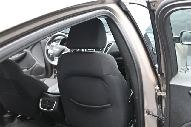 Used 2024 Mineral Gray Metallic Chevrolet LT image 22