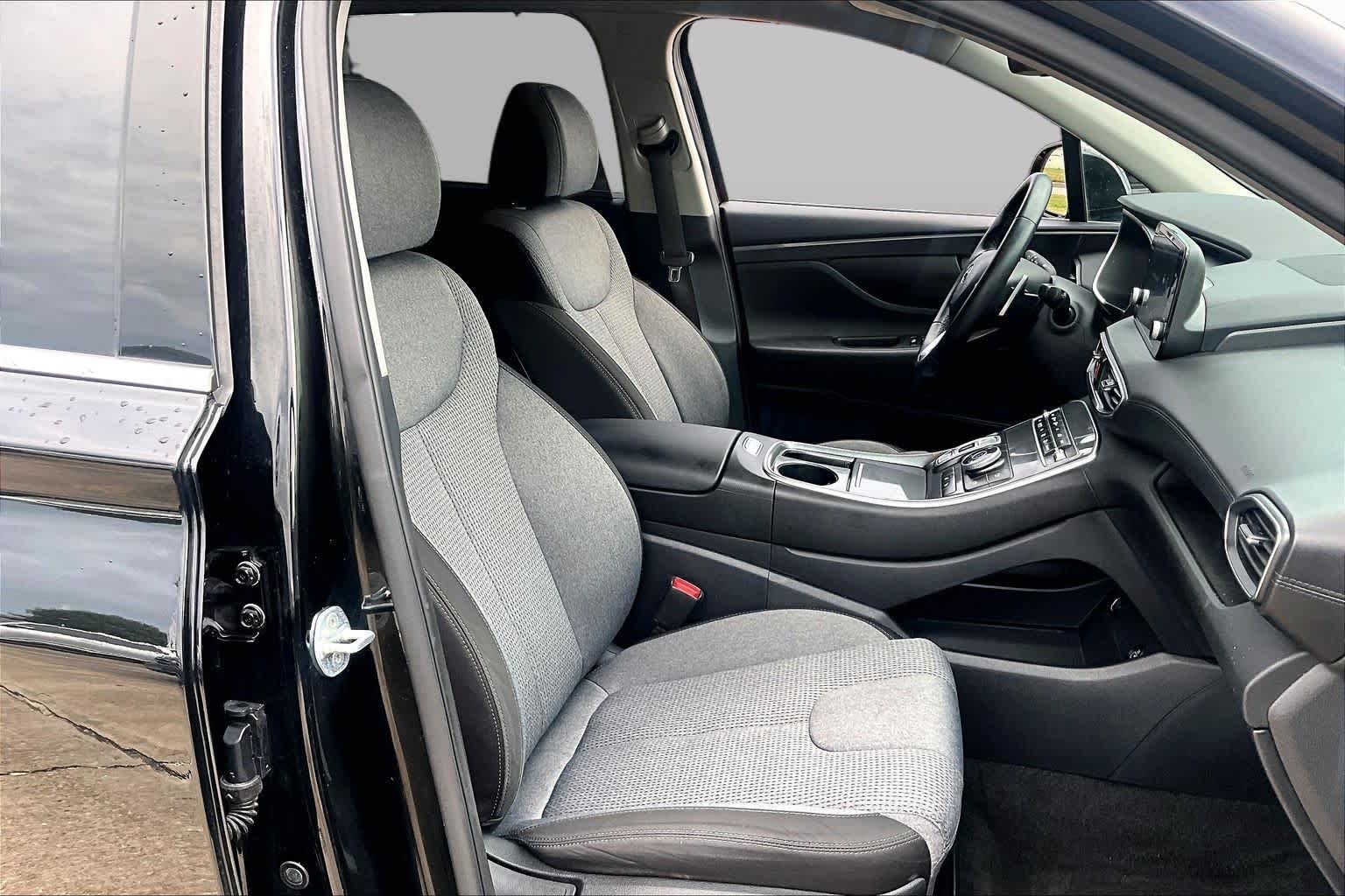 Used 2022 Twilight Black Hyundai Blue image 9