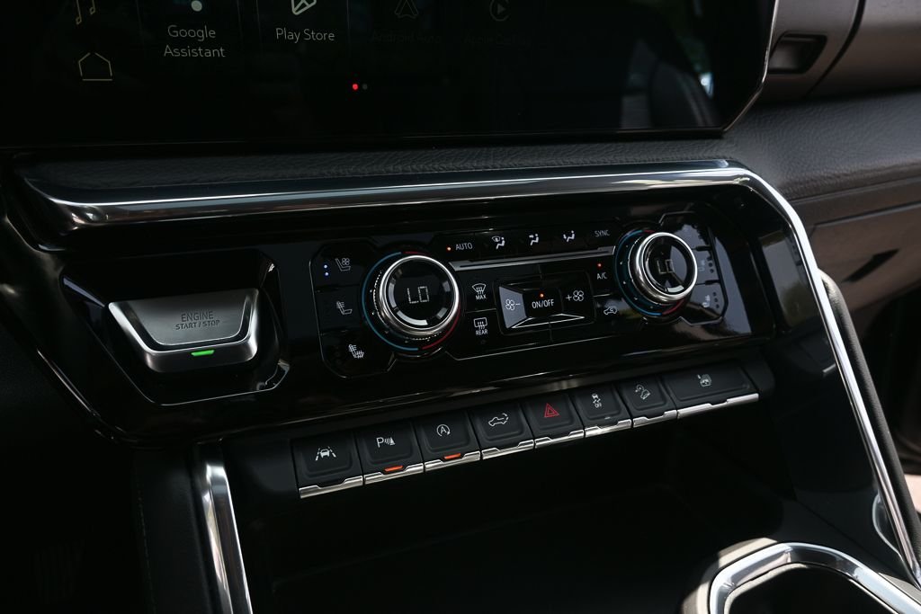 Used 2023 Black GMC Denali image 14