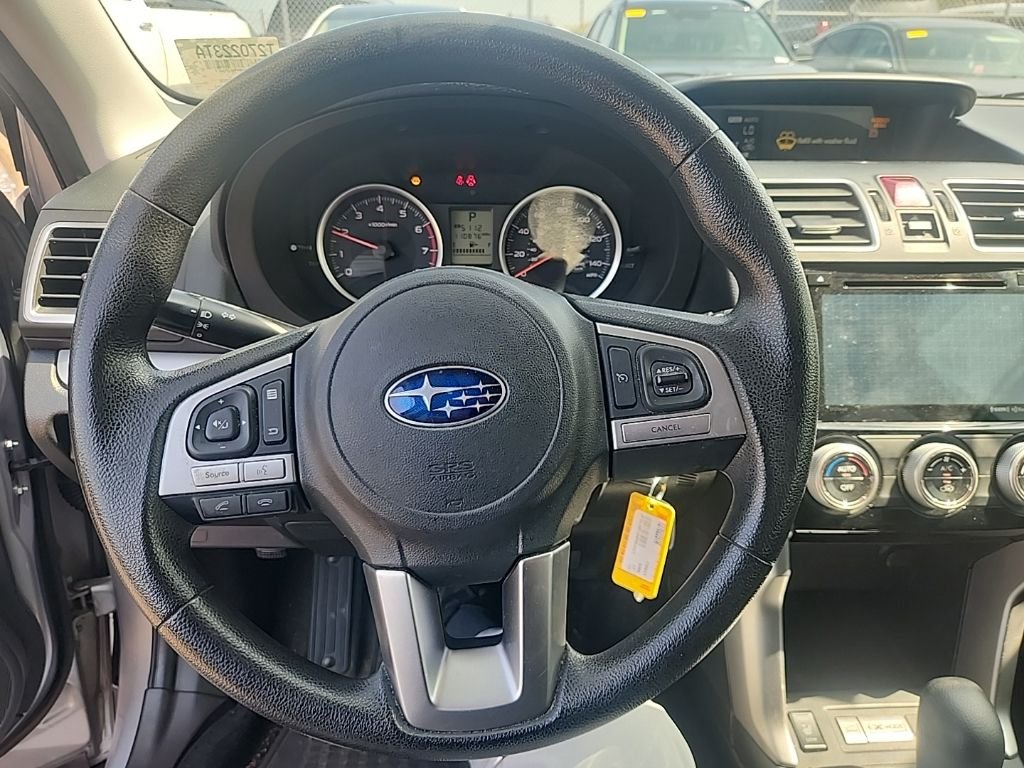 Used 2017 Silver Subaru 2.5i Premium image 21