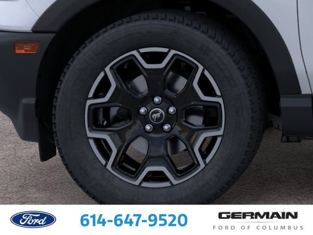 New 2026 Space White Metallic Ford Outer Banks image 23