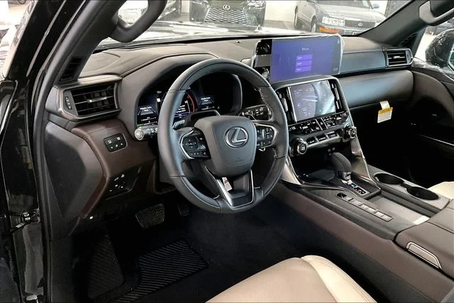 2026 Lexus LX 700h Luxury - Photo 6